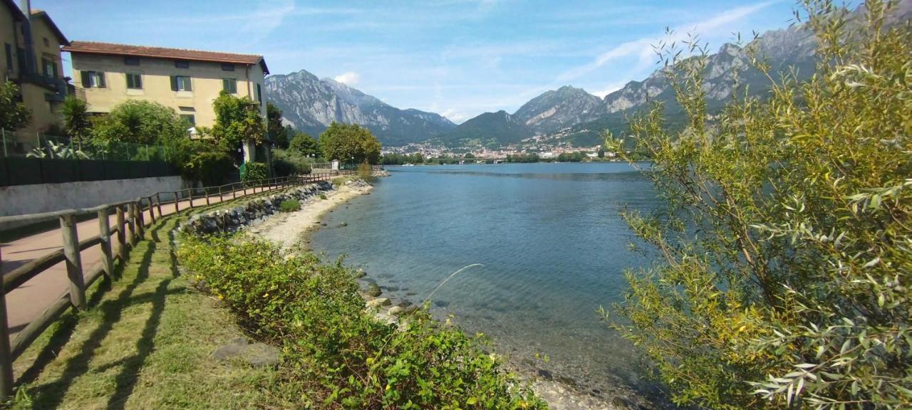 Vista Lago Lecco - Neiade Guest House Pescate Exterior photo