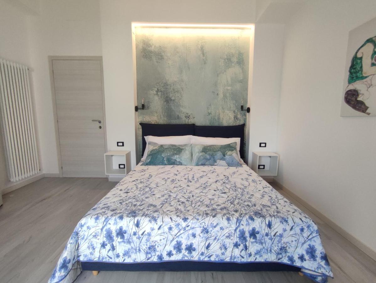 Vista Lago Lecco - Neiade Guest House Pescate Exterior photo
